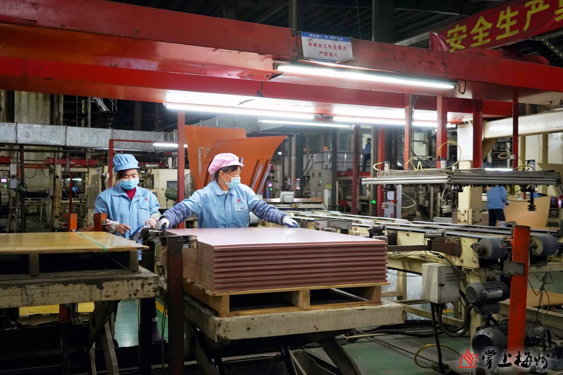 安心返乡来 发展路更宽！梅州市威利邦电子科技有限九游(NINE GAME)体育·官方网站深耕主业提升效能